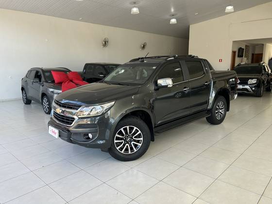 CHEVROLET S10 2.8 HIGH COUNTRY 4X4 CD 16V TURBO DIESEL 4P AUTOMÁTICO